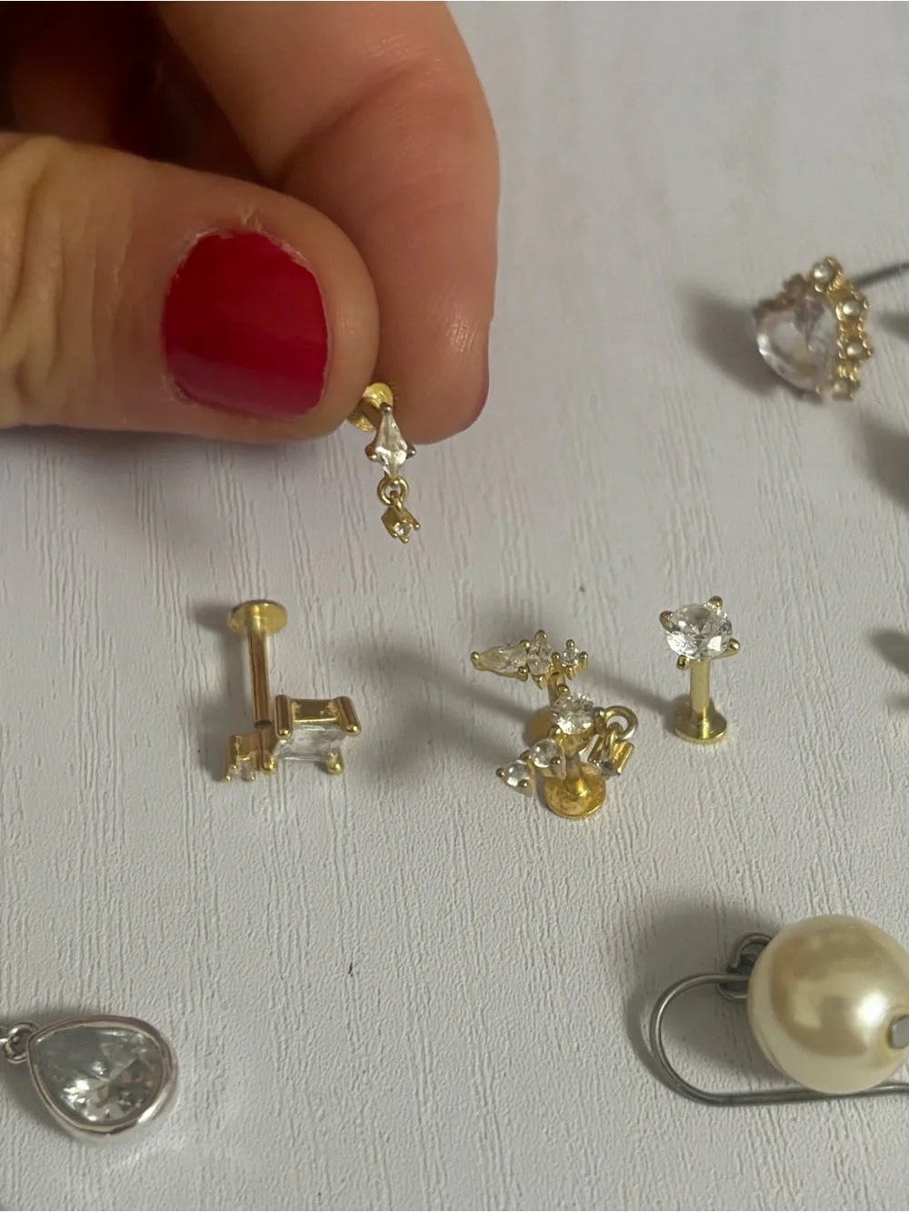Earring bundle - Picture 4 of 4